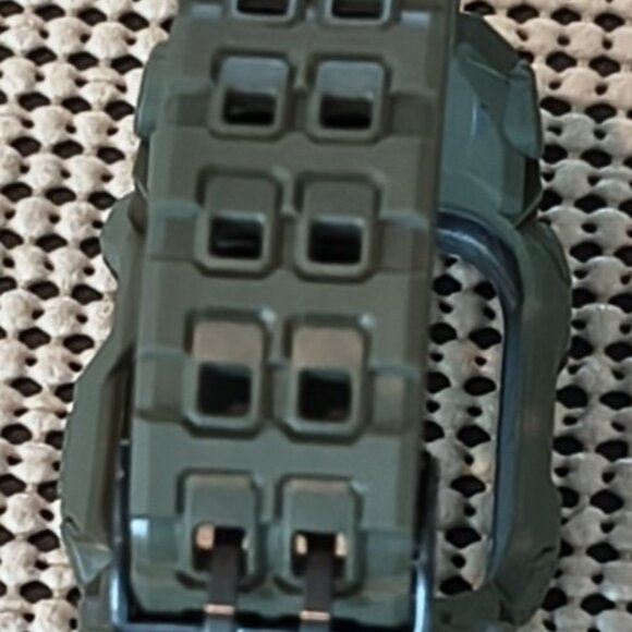 Unicorn Beetle Ore Pro Version Apple Watch 10 46mm Bumper Case Adjustable Strap - Picture 2 of 11